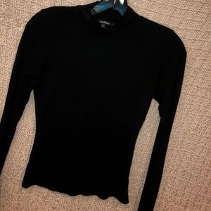 3️⃣FOR2️⃣5️⃣💲‼️Black high neck sweater